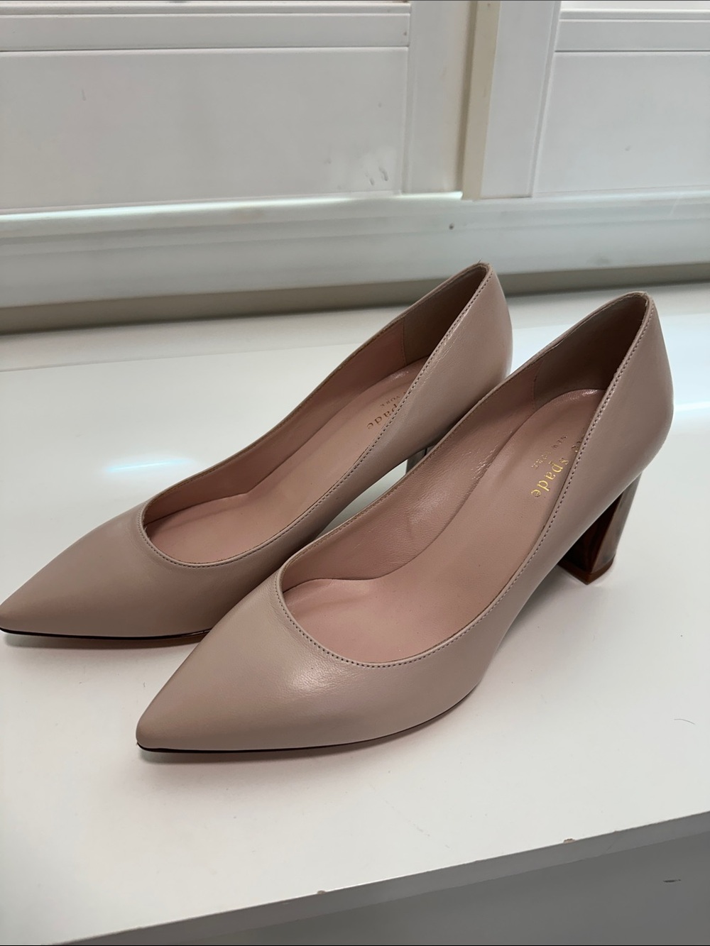 Kate Spade Julissa pumps - like new!